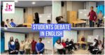 Students debate in English! Οι μαθητές επιχειρηματολογούν στην Αγγλική Γλώσσα.